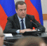 Медведев: Только 40% региональных трасс соответствуют эксплуатационным требованиям - Между Строк