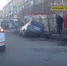 В Нижнем Тагиле Lada Priora провалилась в траншею на Привокзальной площади - Между Строк