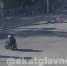 Мотоциклист сбил самокатчика на перекрестке в центре Екатеринбурга - TagilCity.Ru