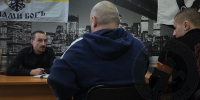 В Нижнем Тагиле двух школьников избили за отказ продать свои банковские карты - Между Строк